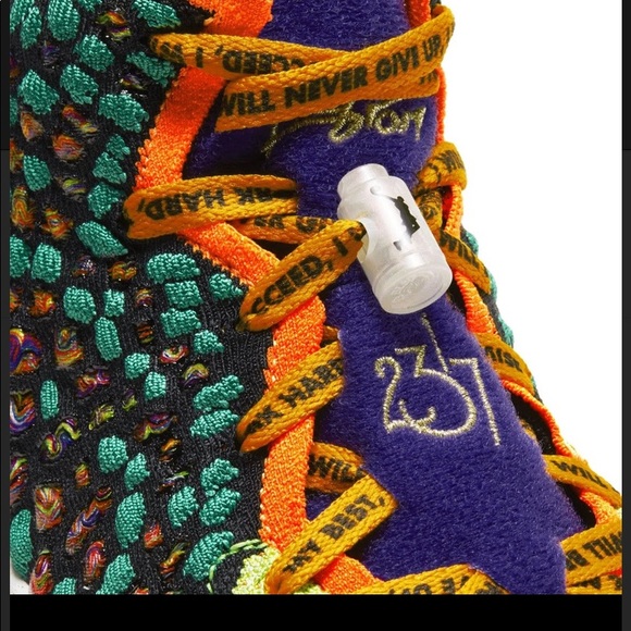 Brand New LeBron James 17 What The Size 14 Multicolored Sneaker Box Included - Picture 5 of 16